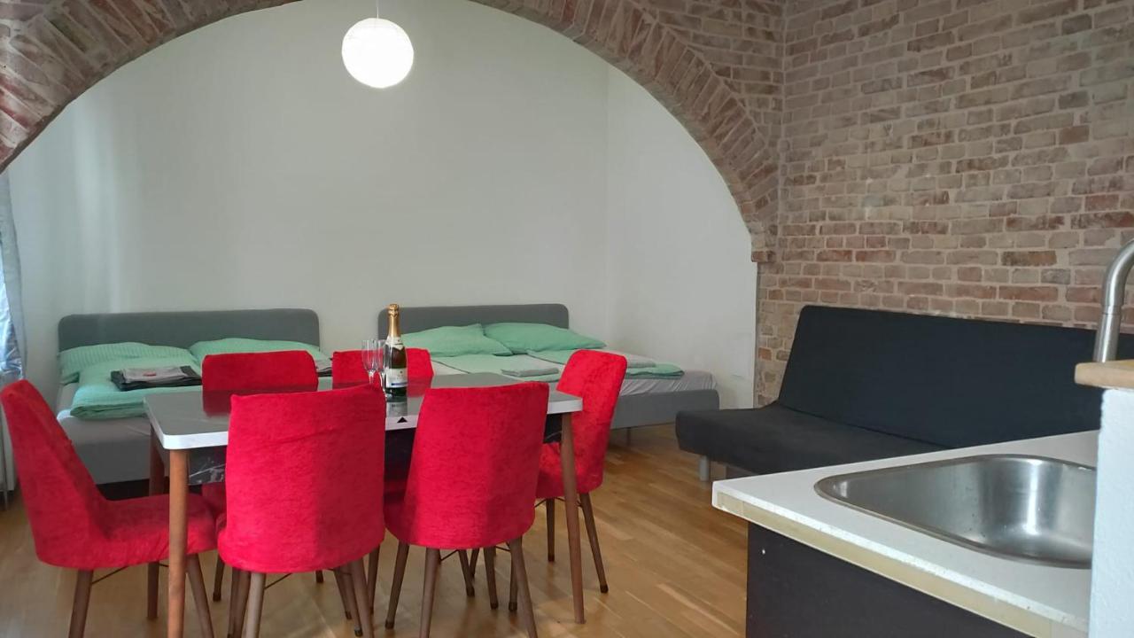 Cozynite Premium Apartment Stadthalle Viyana Dış mekan fotoğraf