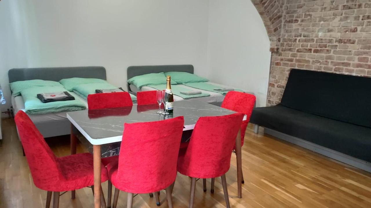 Cozynite Premium Apartment Stadthalle Viyana Dış mekan fotoğraf
