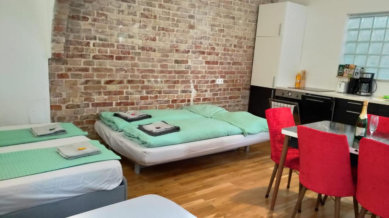 Cozynite Premium Apartment Stadthalle Viyana Dış mekan fotoğraf