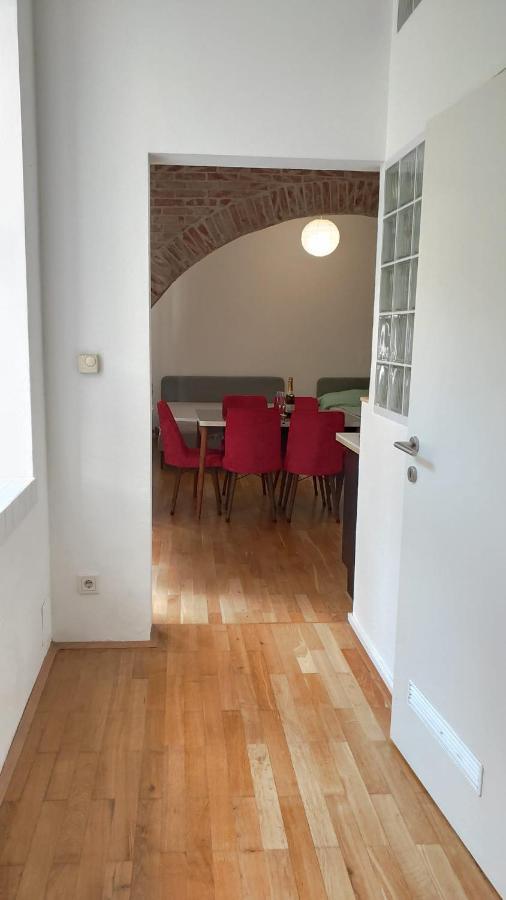 Cozynite Premium Apartment Stadthalle Viyana Dış mekan fotoğraf